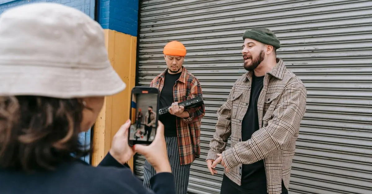 How to Create a Compelling Online Presence as an Influencer